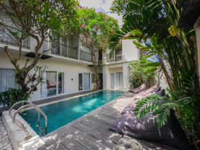 Hola Seminyak
